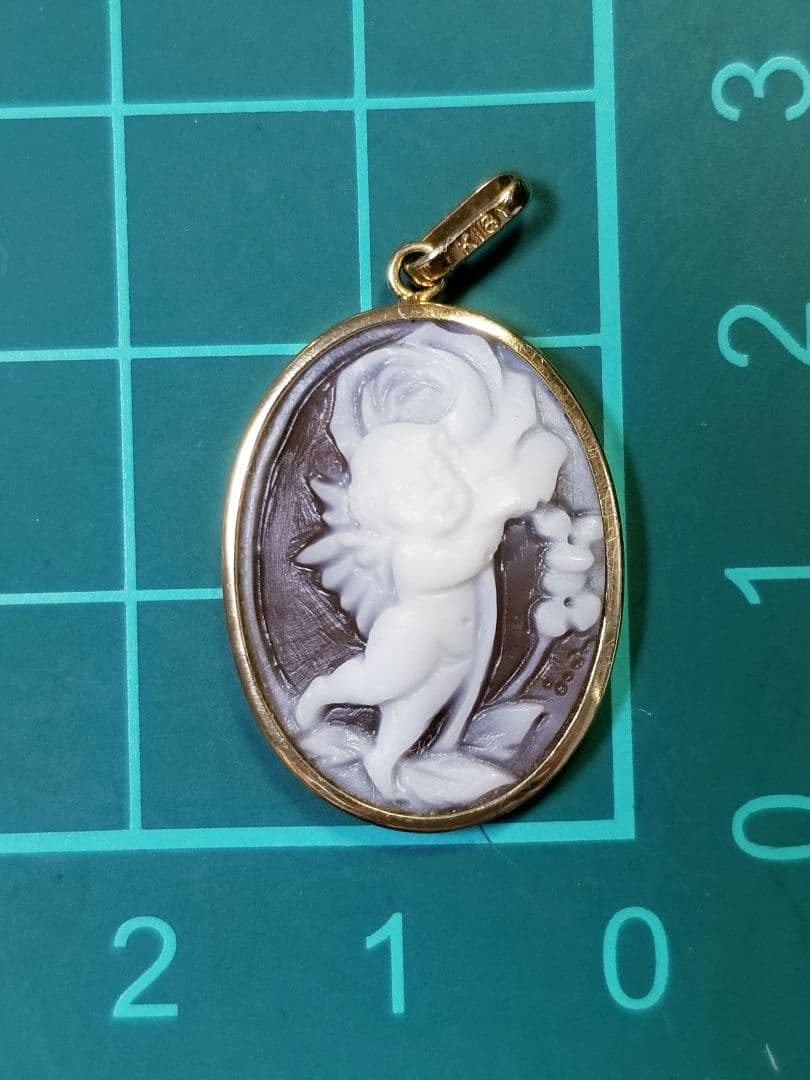 KWS-03 【チロ・フレイシア】作　K18シェルカメオペンダントトップ