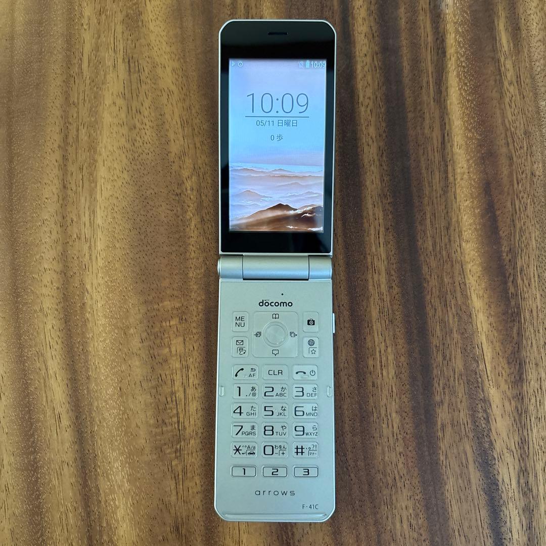 docomo arrows F-41C シルバー 本体 ガラケー