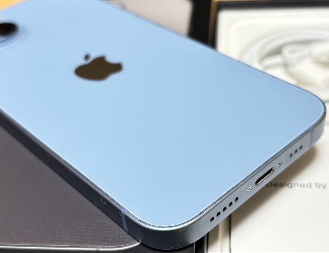 【美品】iPhone 14 256GB ブルー　新品バッテリー　スマホ本体