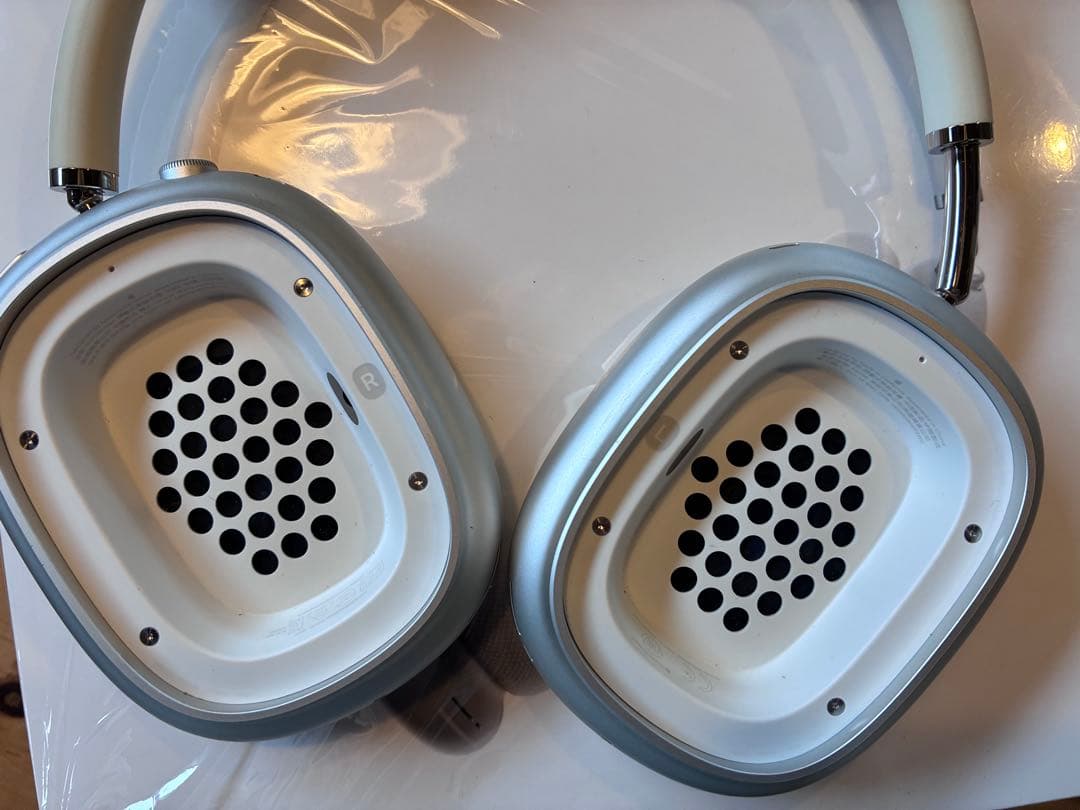 ぽっきーAirPods MAX シルバー