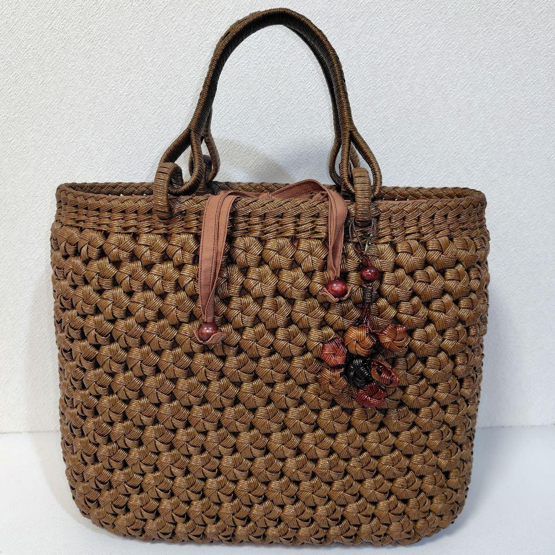 クラフトで作った山葡萄風かごバッグ2点