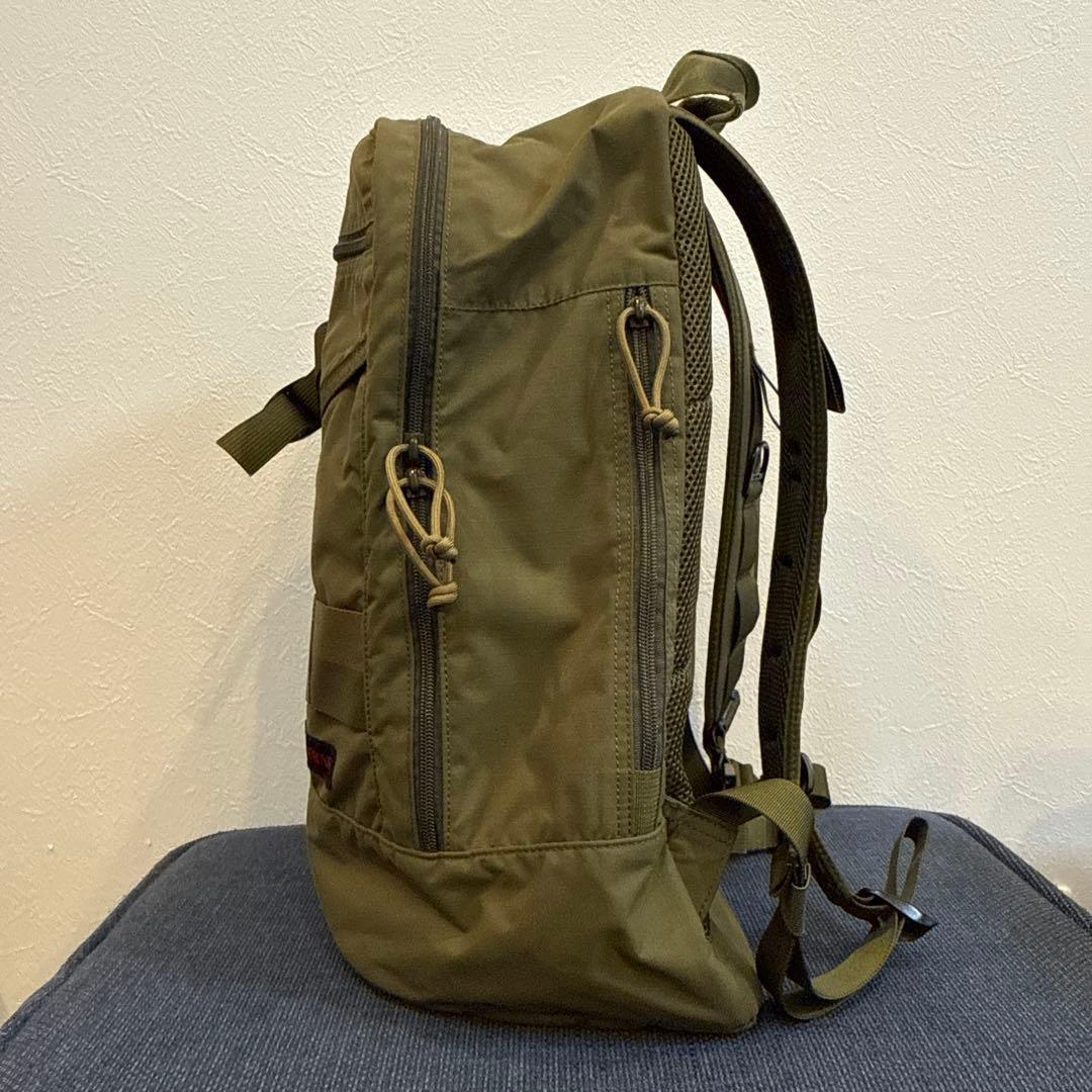 BRIEFINGバックパック
