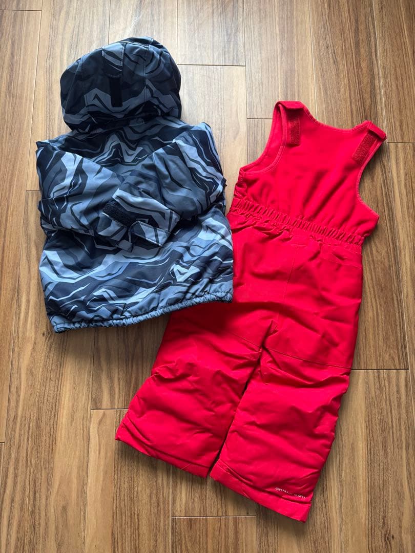 コロンビア　Colombia スノーウエア　スキーウエア　100 未使用品