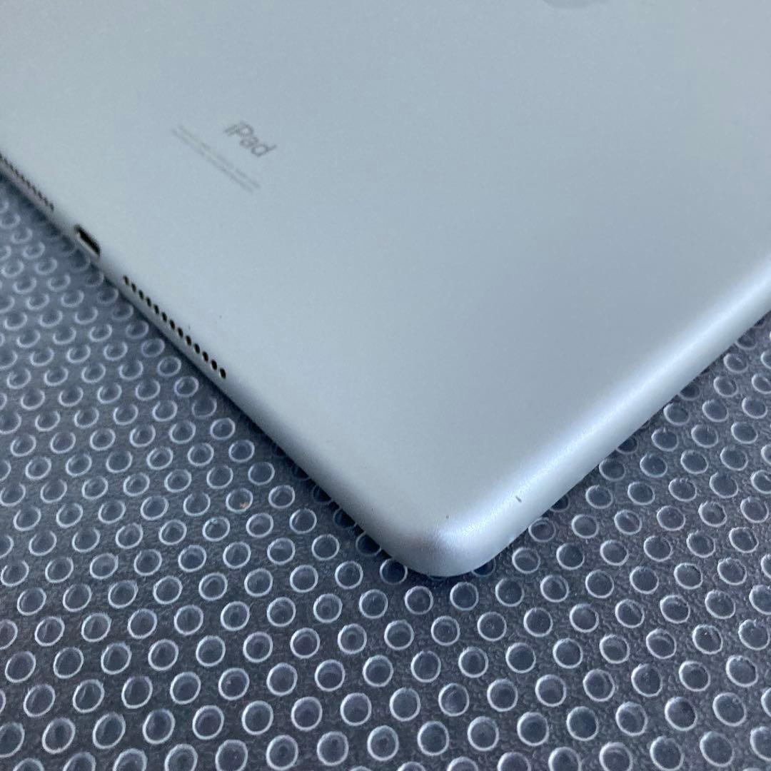 799【早い者勝ち】iPad7 第7世代 32GB SIMフリー☆