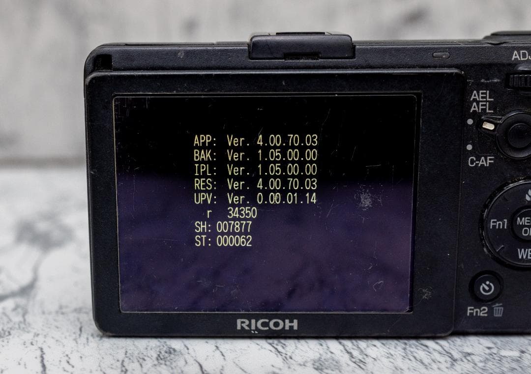 RICOH GR 2013 APS-C 初代 ショット数7877枚