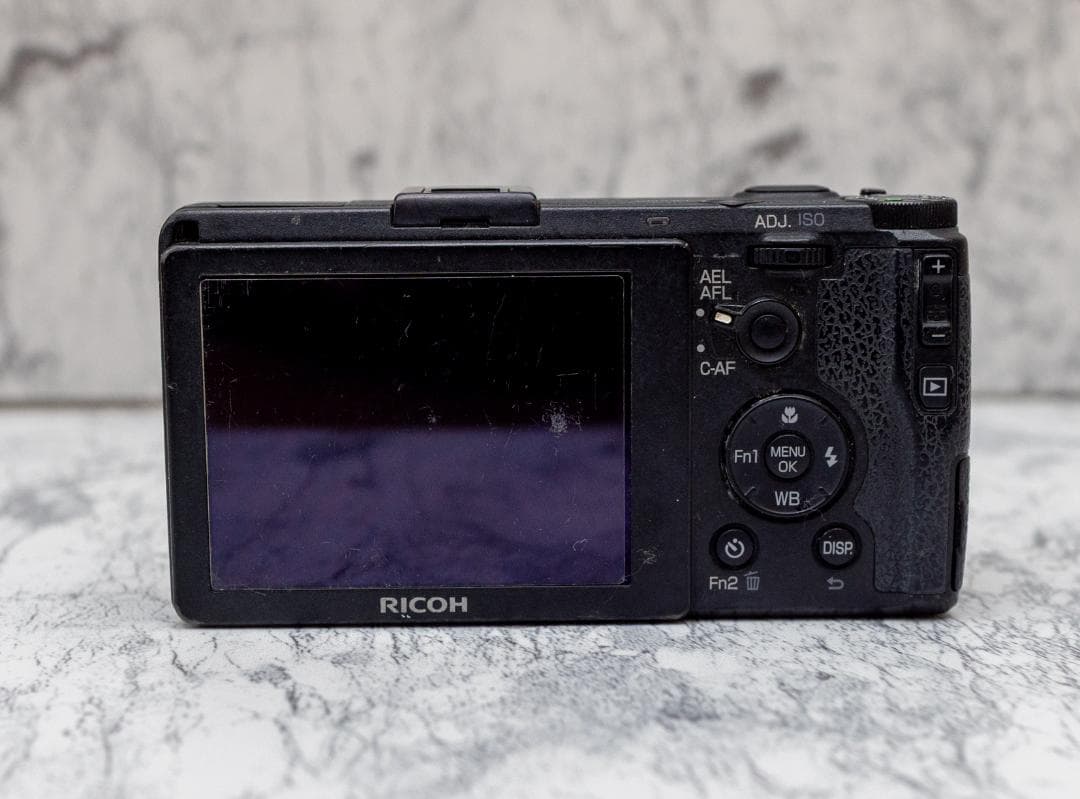 RICOH GR 2013 APS-C 初代 ショット数7877枚