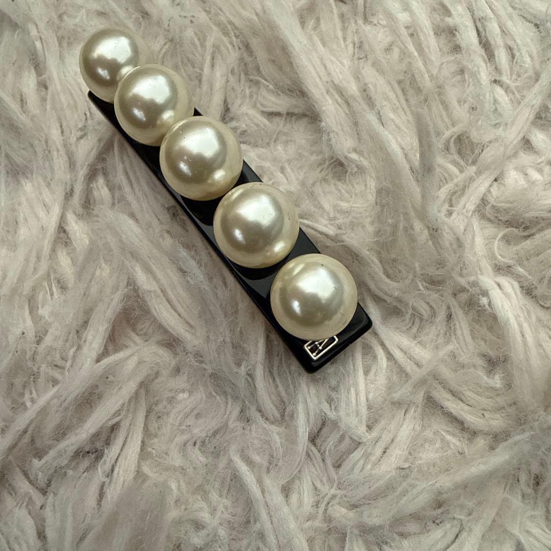 アレクサンドル ドゥ パリ　パール　バレッタ (6 cm)