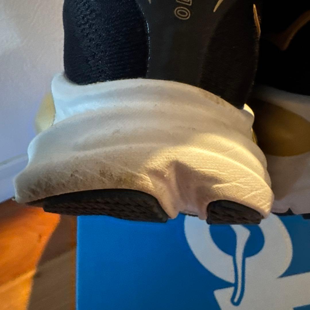 HOKA スニーカー クリプトン10ブラック/ゴールド　サイズ27.5