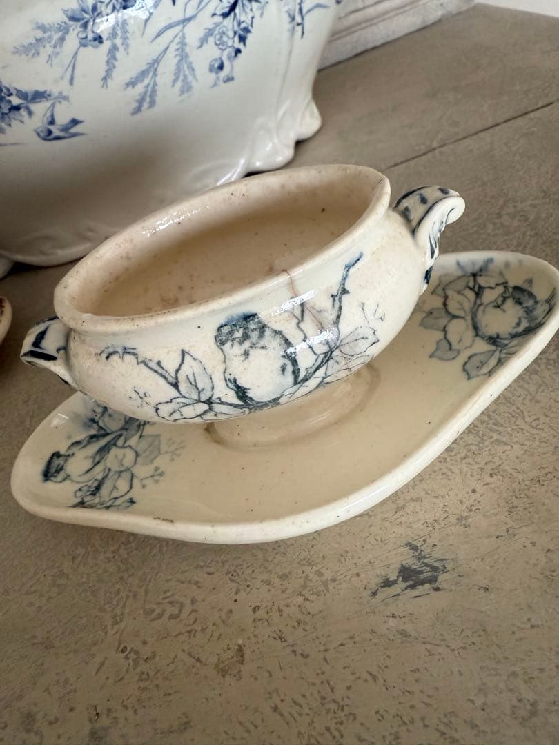 フランスアンティークショワジールロワ青い花模様小鳥柄のムタディエマスタード入れ