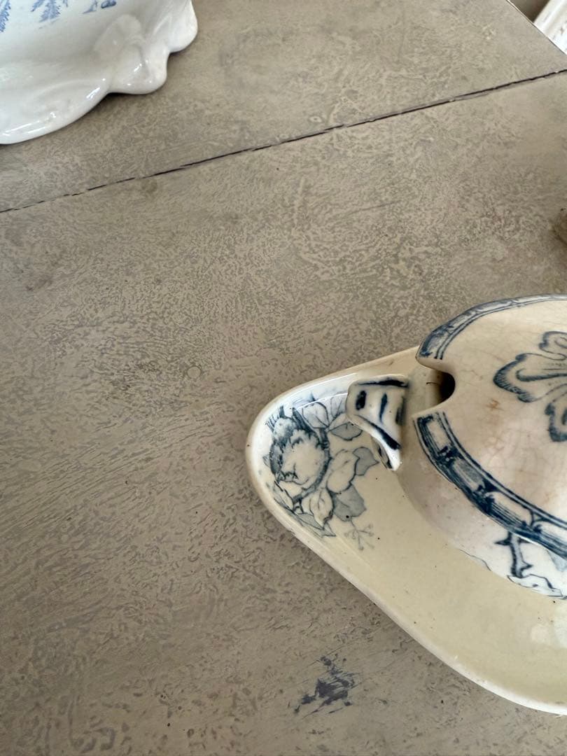 フランスアンティークショワジールロワ青い花模様小鳥柄のムタディエマスタード入れ