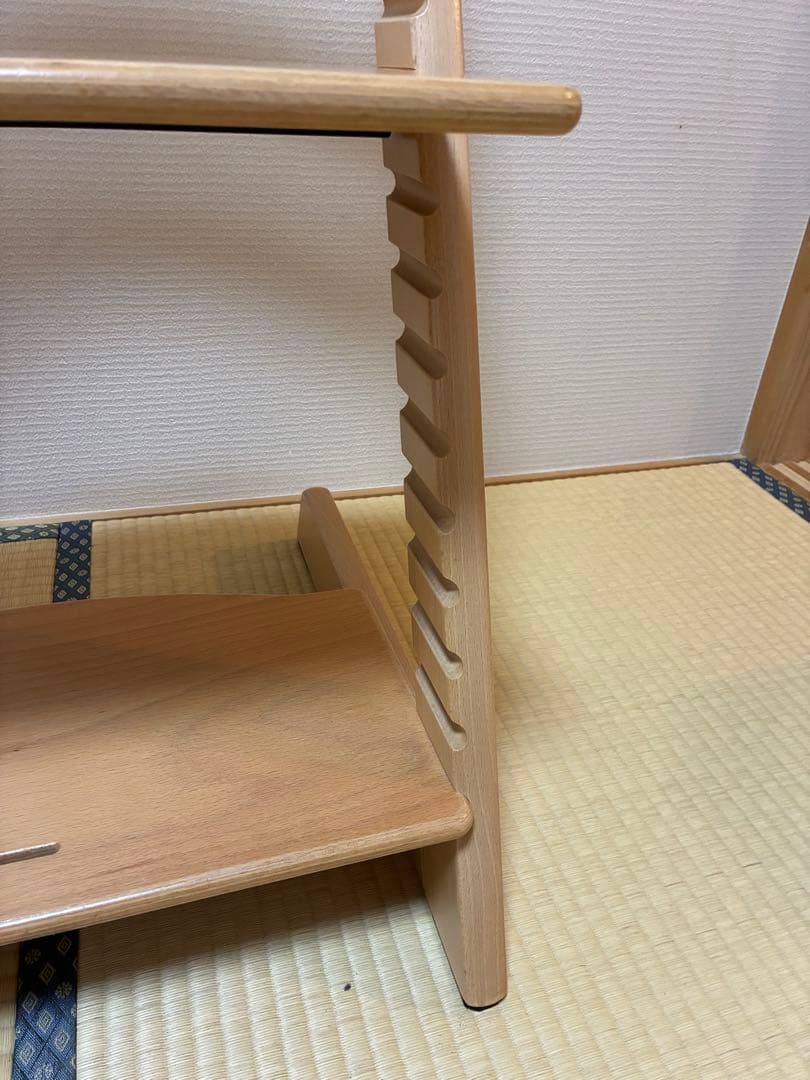 ストッケ　トリップトラップ　シリアルナンバー4 から