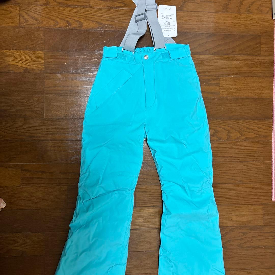 子ども用 雪遊びジャケットとパンツセット