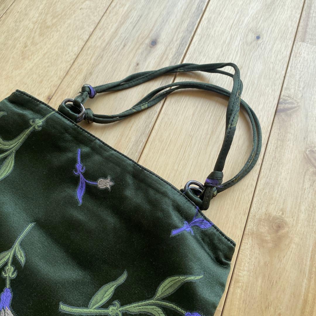 プラダ　シルクバック