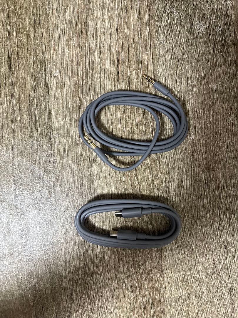 Beats solo4 ワイヤレスヘッドホン 値下げ可