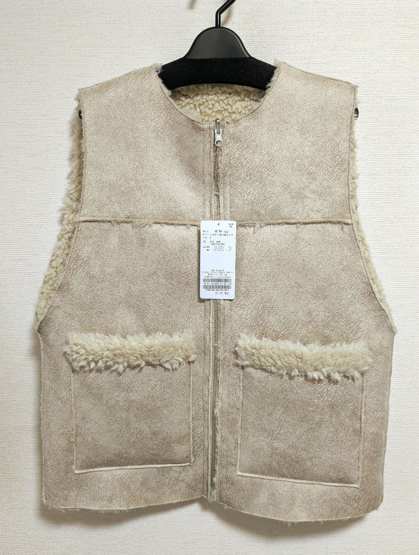 【新品】B.C STOCK ムートンライクリバーシブルベスト ナチュラル