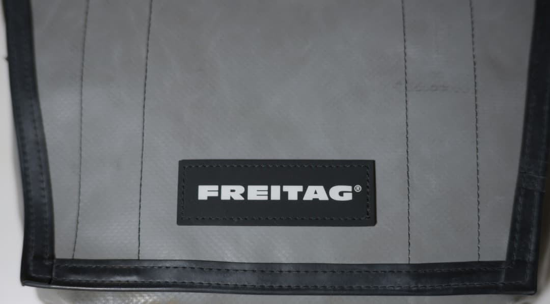 1620　FREITAG F11 LASSIE