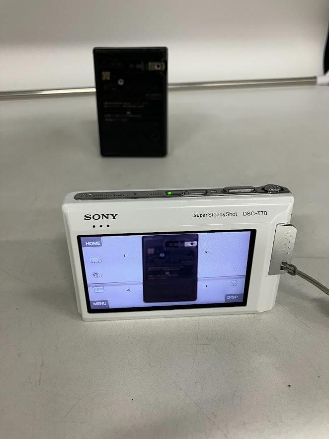 【美品】SONY Cyber-shot ホワイト コンパクトデジタルカメラ