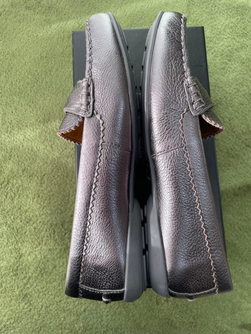 みこちゃん　COACH シルバー ローファー