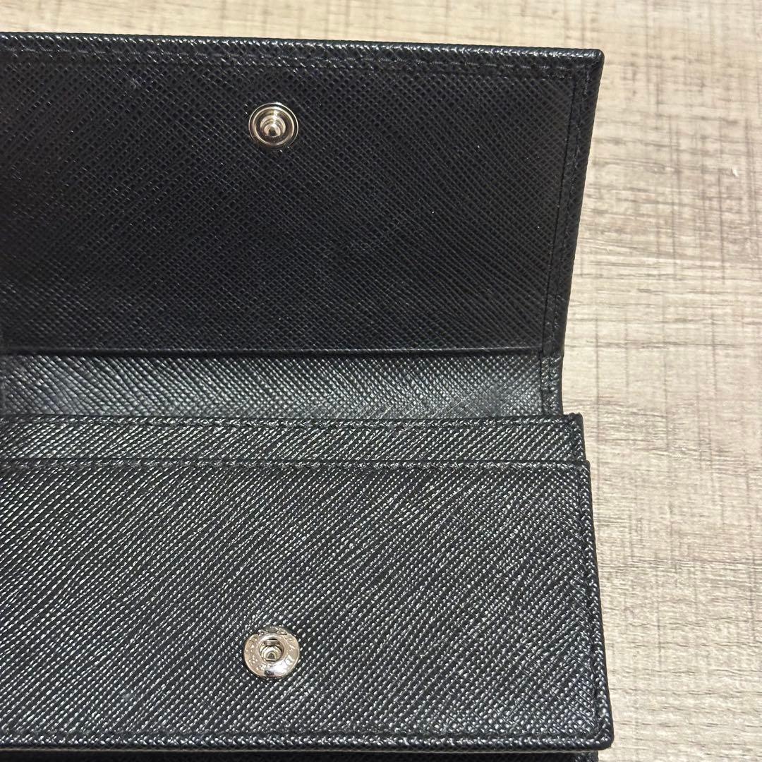 新品未使用　プラダ　名刺入れ　サフィアーノトライアングル　2MC122 QHH