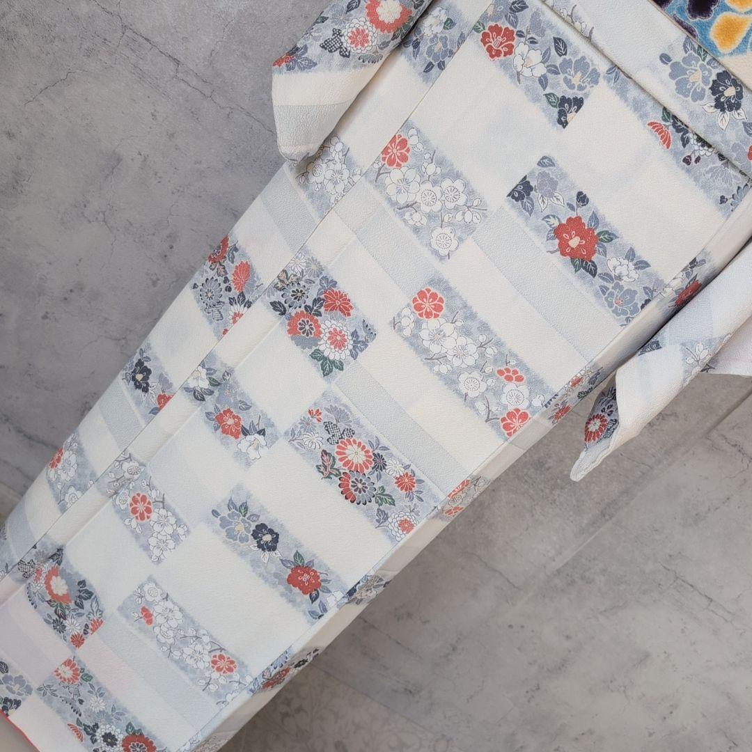 小紋　フルセット　着物　正絹　花　白地　可愛い　帯辻ヶ花　E2