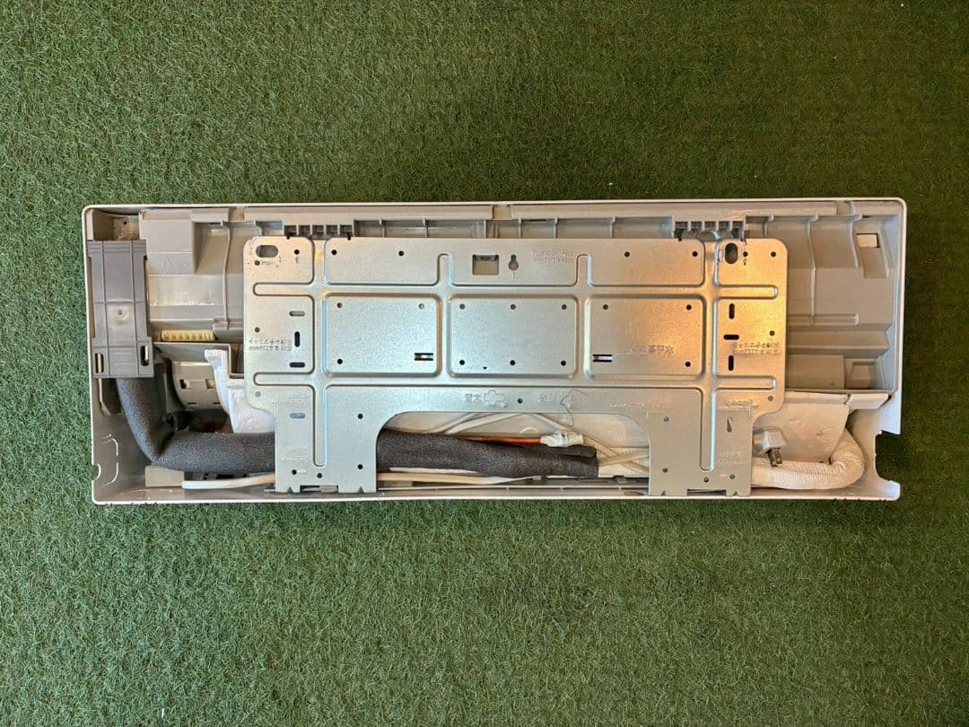 2060 アイリスオーヤマ【IHF-2204G】2021年 6畳 エアコン 中古