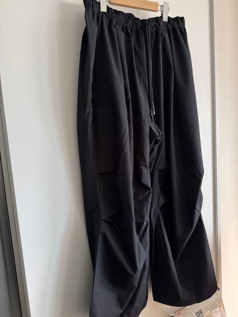 新品！S.F.C PARACHUTE PANTS