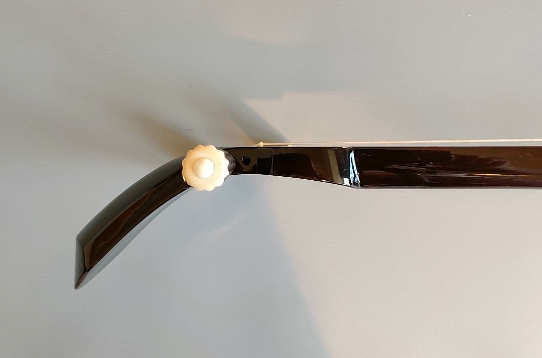 昭和52年琉球白峰三味線店扱い八重山黒木ウジラミ材 真壁型三線