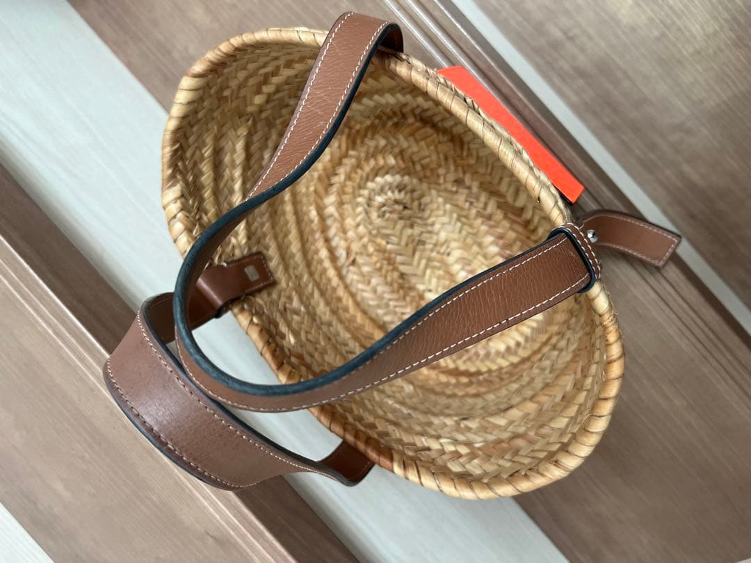LOEWE ロエベ　カゴバッグ　かごバッグ　オレンジ