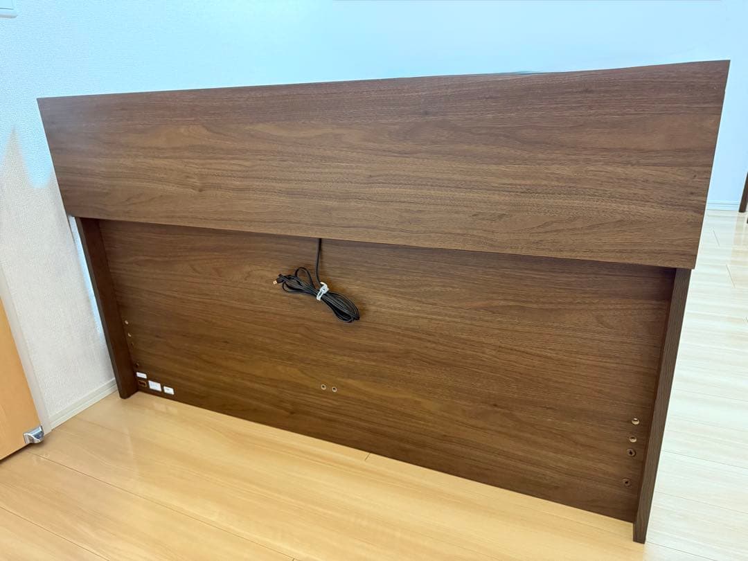 シモンズ ベッドフレームのみ ダブル 引き出し収納&コンセント付き