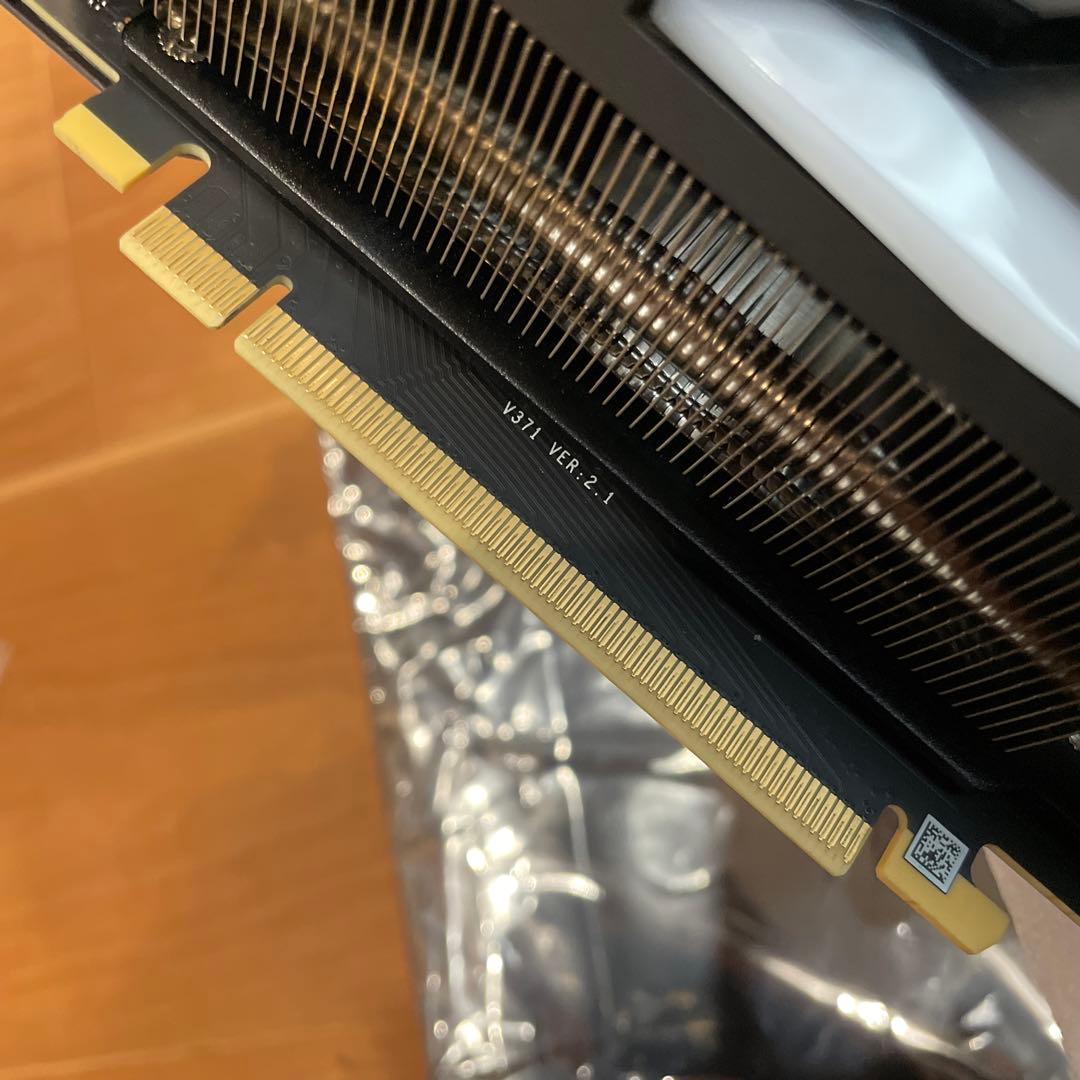 グラフィックボード・グラボ・ビデオカード MSI GeForce RTX 2080 Ti GAMING X TRIO