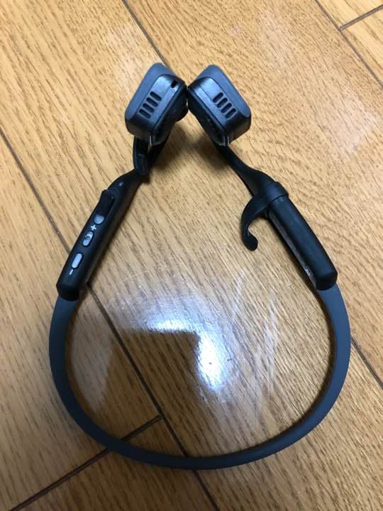 骨伝導イヤホン トレックス・チタニウム