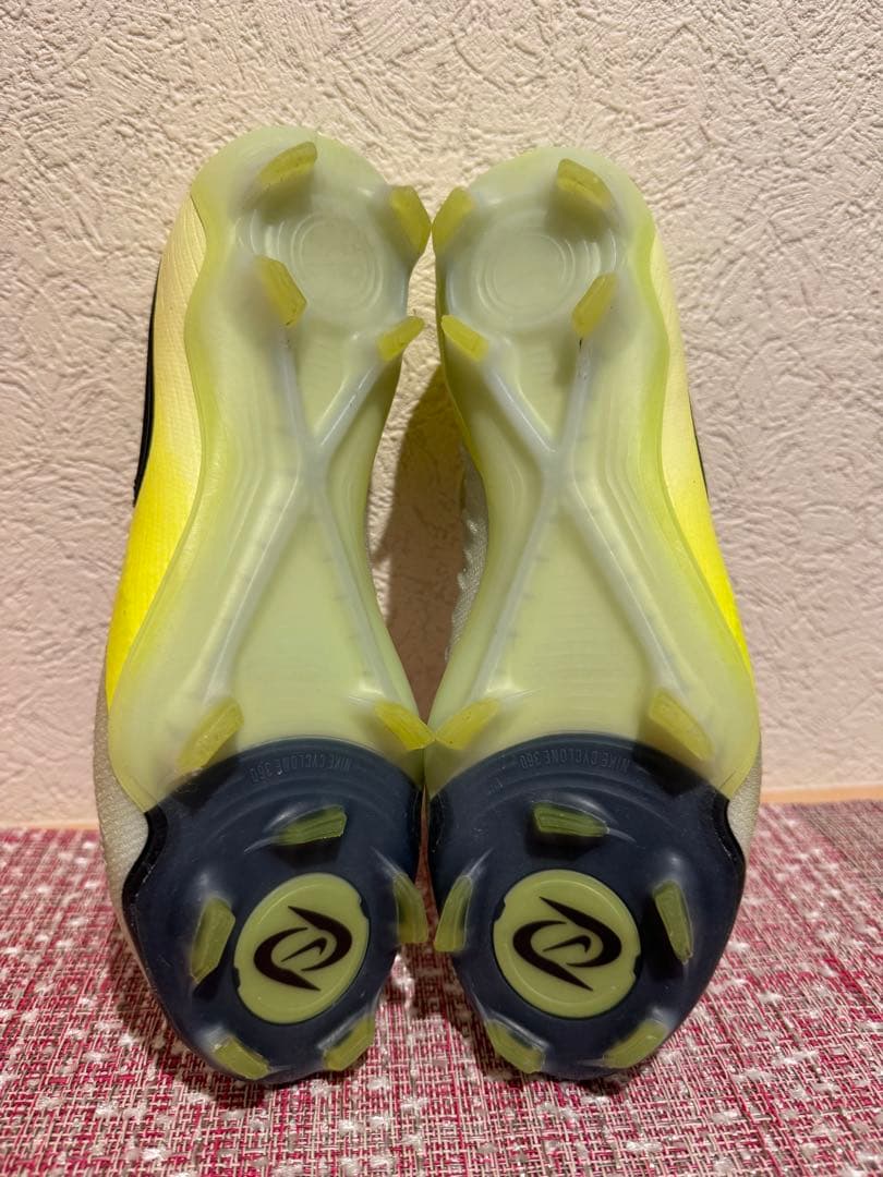 NIKE ファントム