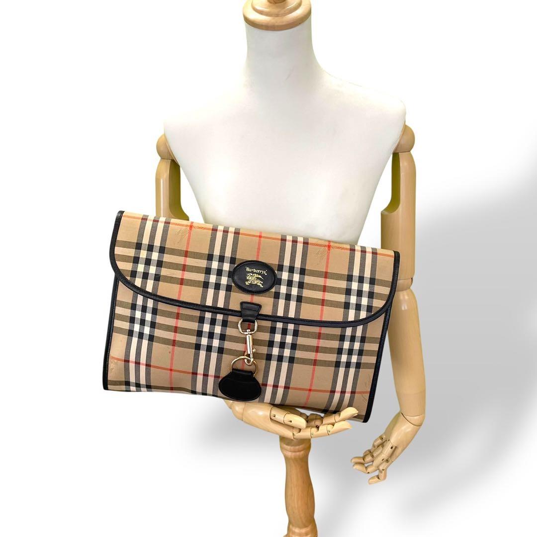 美品　バーバリー　クラッチバッグ　PCケース　ノバチェック　シャドー　レザー