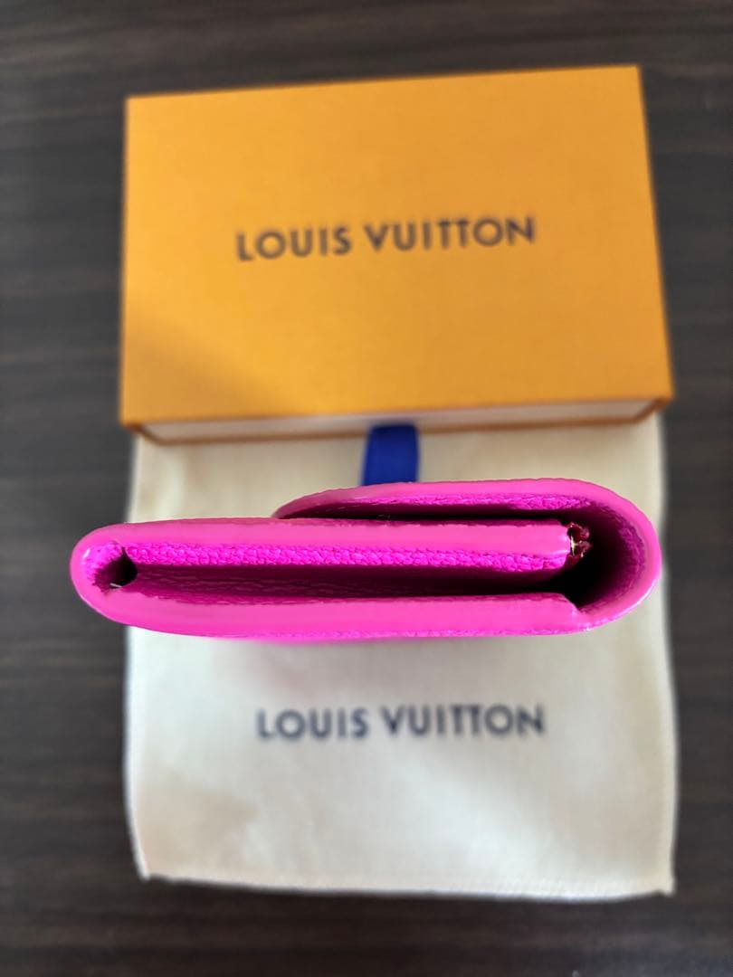 ☆新品未使用☆ルイヴィトン村上隆 コラボ ポルトモネ・ロザリ