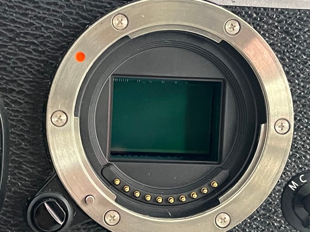 Tsuki富士フイルム　X-E1 カメラシルバー　16-50mmズーム