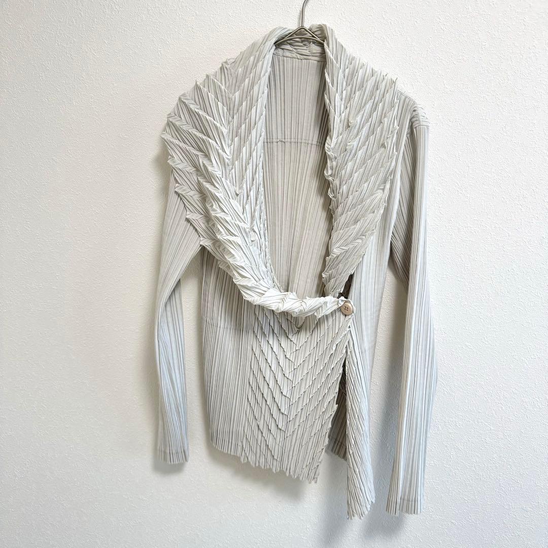 極美品✨ISSEY MIYAKE プリーツ　立体　変形　ジャケット　ライトグレー