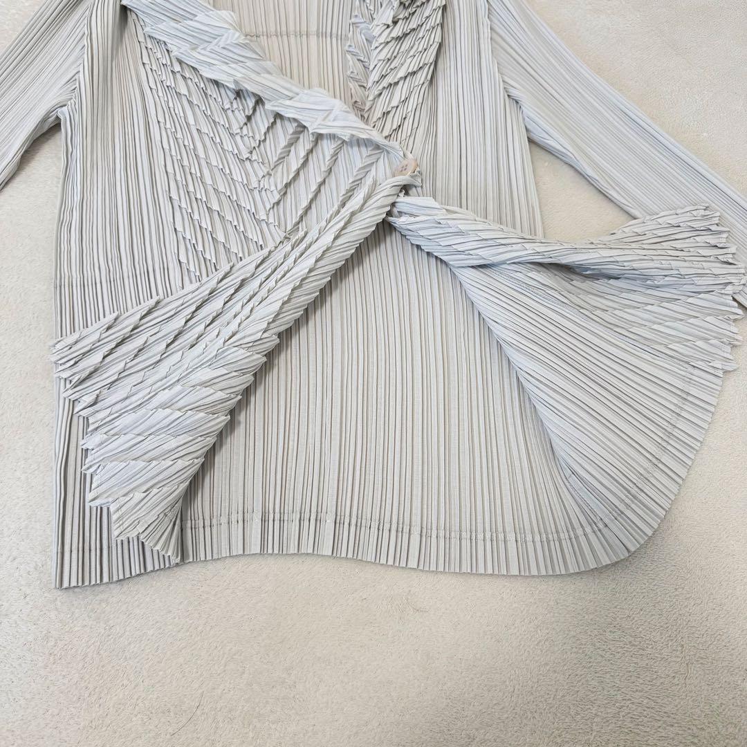 極美品✨ISSEY MIYAKE プリーツ　立体　変形　ジャケット　ライトグレー