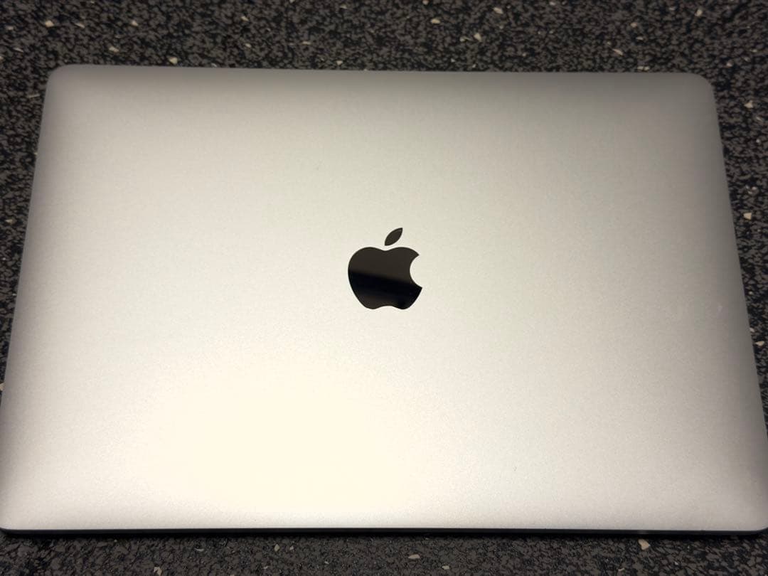 [超美品]MacBook Pro 13インチ　2018年モデル　シルバー