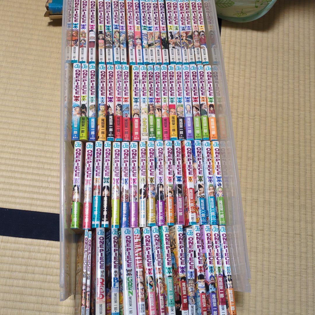 ONE PIECE ワンピース1〜62巻セット+おまけ　　1～3以外は全巻初版