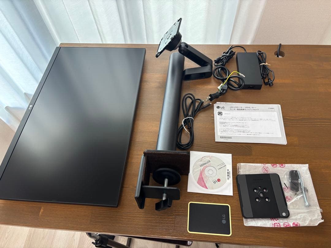 LG エルゴノミクス スタンド モニター 4Kディスプレイ 27UN880-B