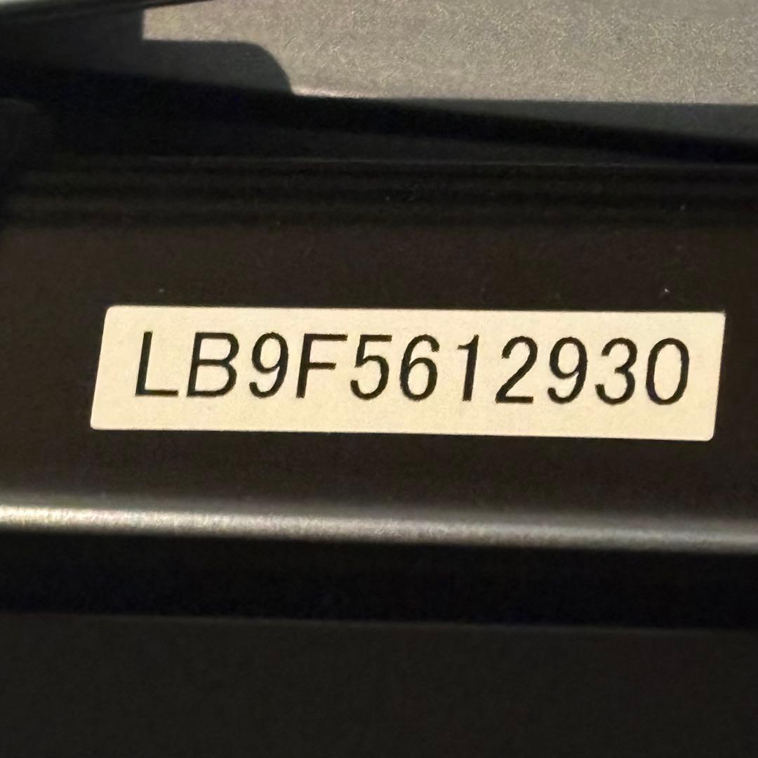 【極美品】EPSON モバイルスクリーン ELPSC21B ✕タイプエプソン