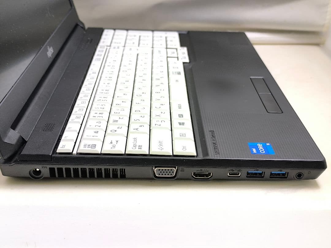 富士通A5513/N//i5 1345U+16G+Nvme512GB