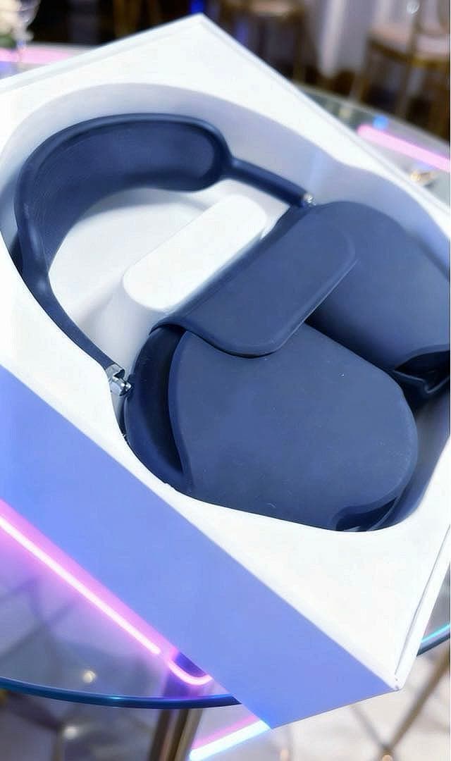 AirPods Max 本体 ミッドナイト