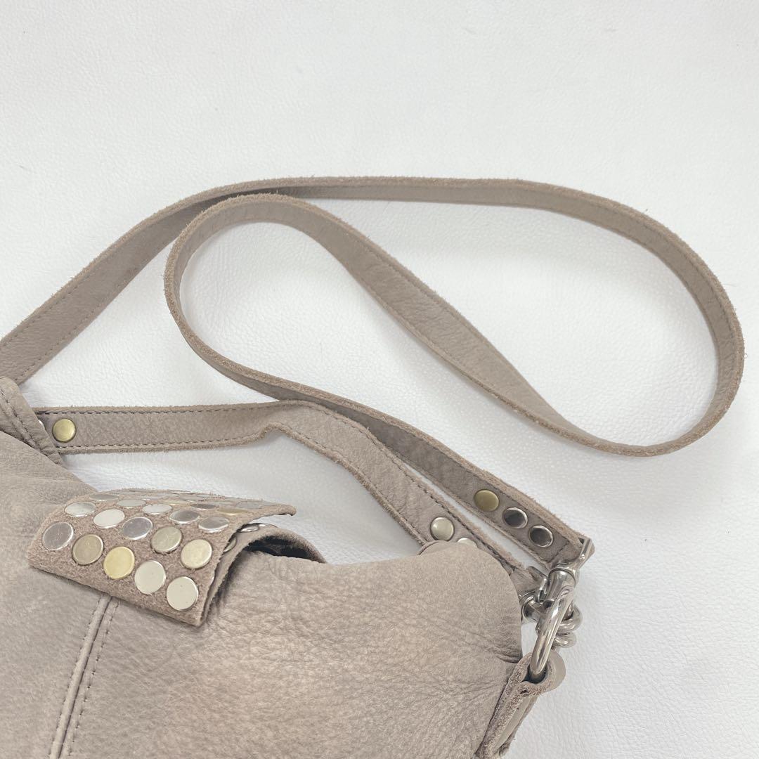 【TRES】牛革 スタッズ付き グレージュショルダー2wayバッグ y2k