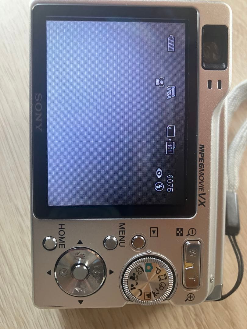 SONY Cyber-shot 722万画素 デジタルカメラ　DSC-W80