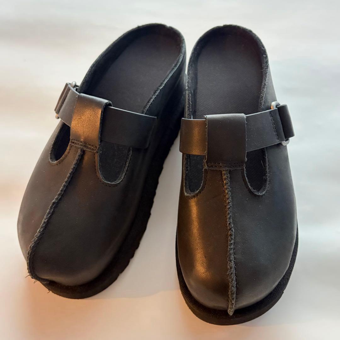 【超美品】【23cm】【黒】【厚底】UGG ゴールデンスターハイクロッグ