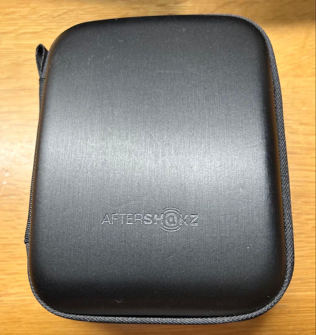 骨伝導ワイヤレスイヤホン AfterShokz OpenComm