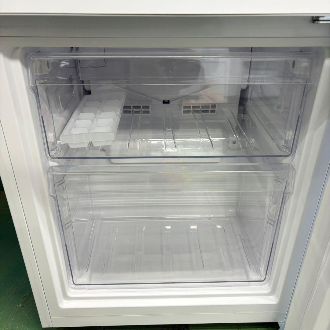 637 2023年製　冷蔵庫　小型　一人暮らし　100L〜200L 洗濯機も有