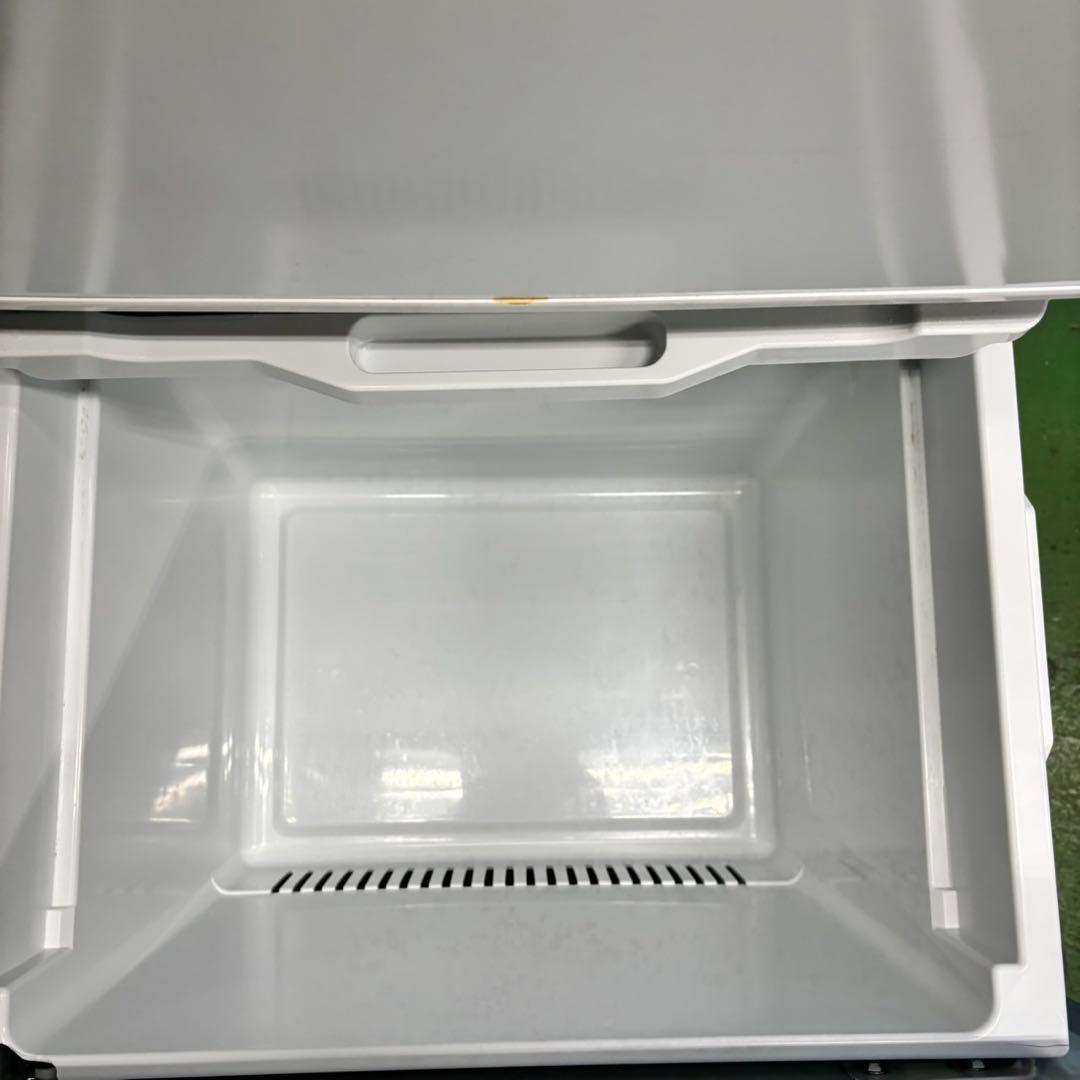 520 冷蔵庫　200L〜300L 右開き　一人暮らしでも可　極美品　関東配送