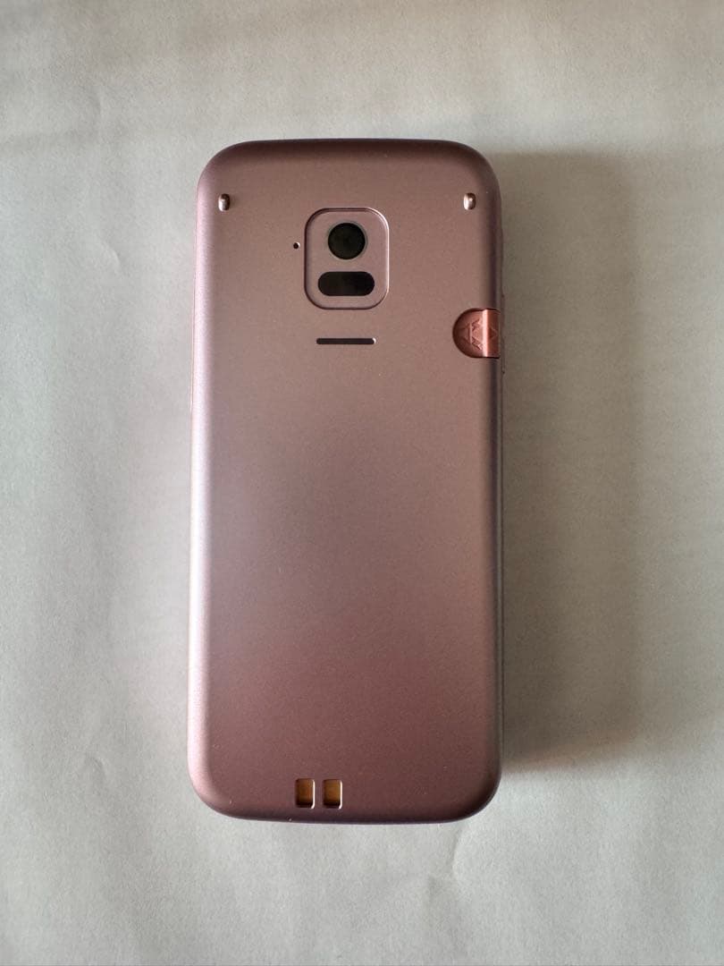 docomo F-01M(ピンク)折りたたみ式携帯電話 SIMロック解除済み